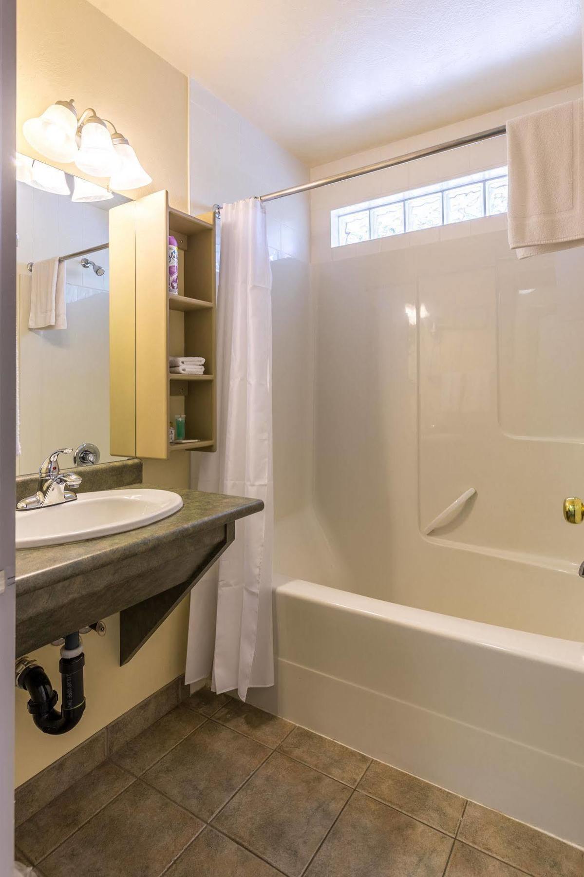 Motel Bathgate Marina Egmont Экстерьер фото